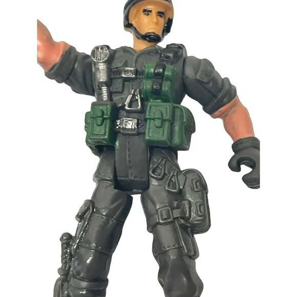 Qiandier 12 Pcs Military Team Action Figures Soldiers Recon Elite Forces Weapons - Picture 7 of 12